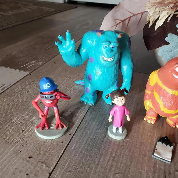 Disney Hasbro Monsters Inc. Playset Figures Toy Lot of 7 - Picture 3 of 7